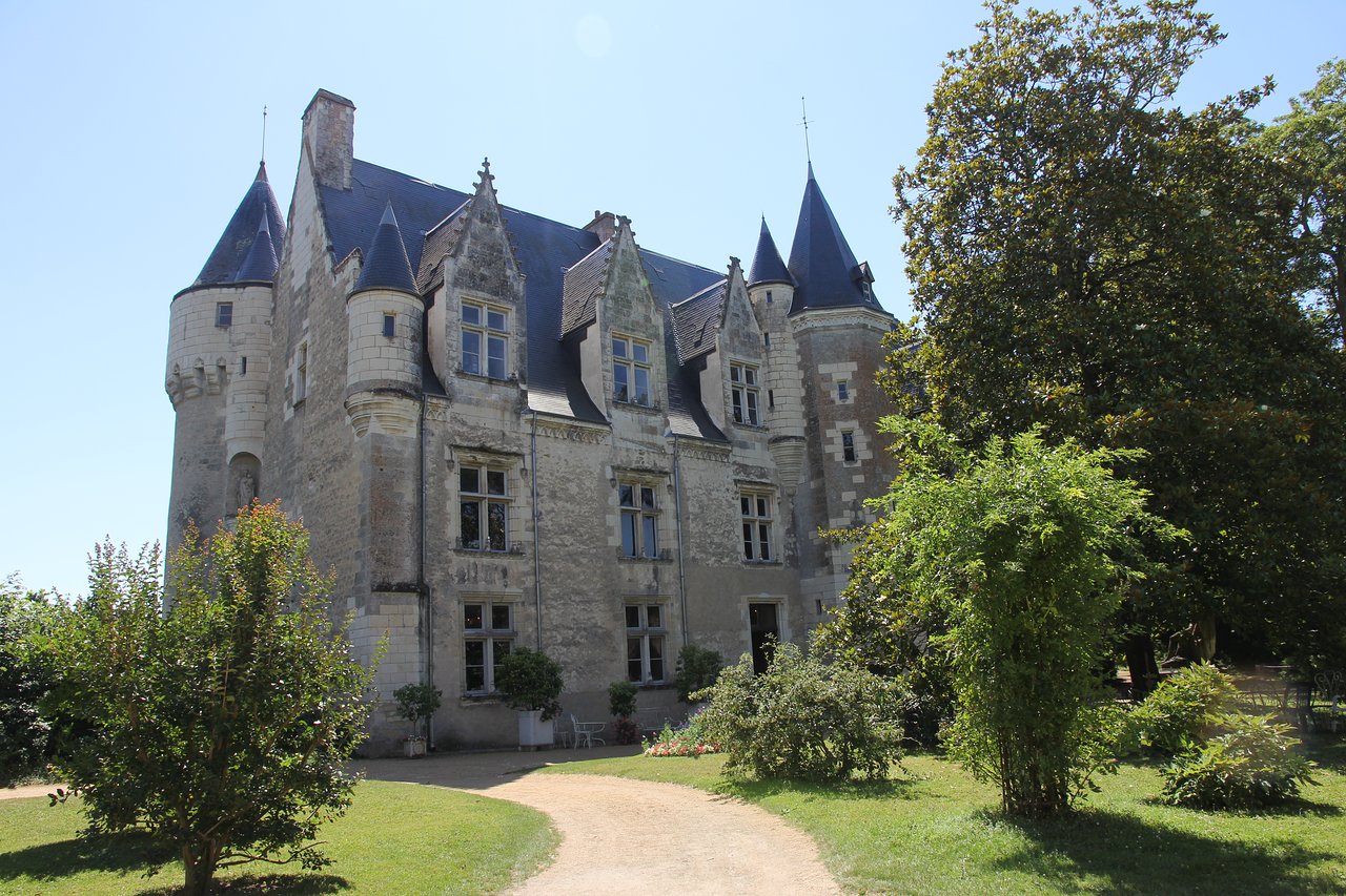 Chateau De Montresor